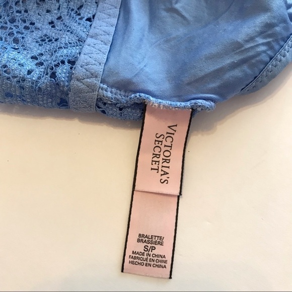 VICTORIAS SECRET Sky Dusty Blue Lace Crochet Triangle Bralette No Padding Small - Picture 8 of 10